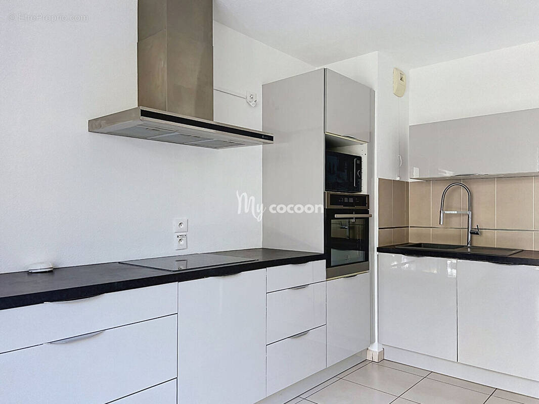 Appartement à LYON-8E