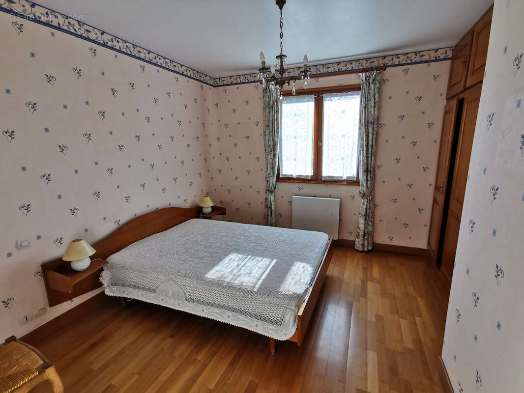 Maison à CHEROY