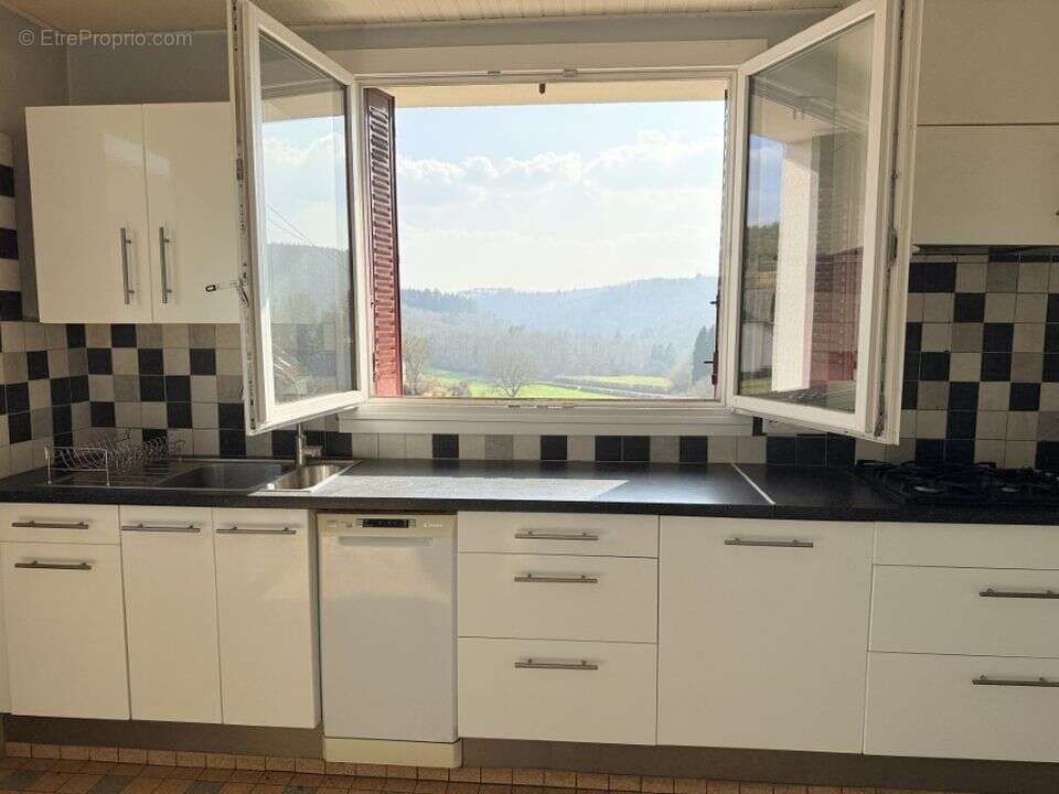 Maison à ALLIGNY-EN-MORVAN