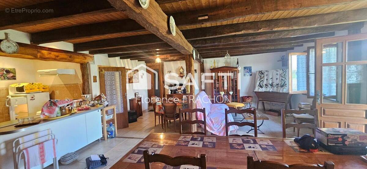 Photo 1 - Maison à LA VILLENEUVE