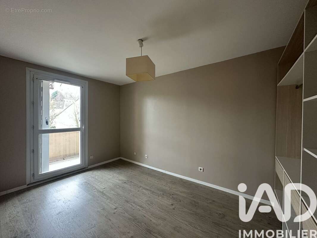 Photo 7 - Appartement à VILLEBON-SUR-YVETTE