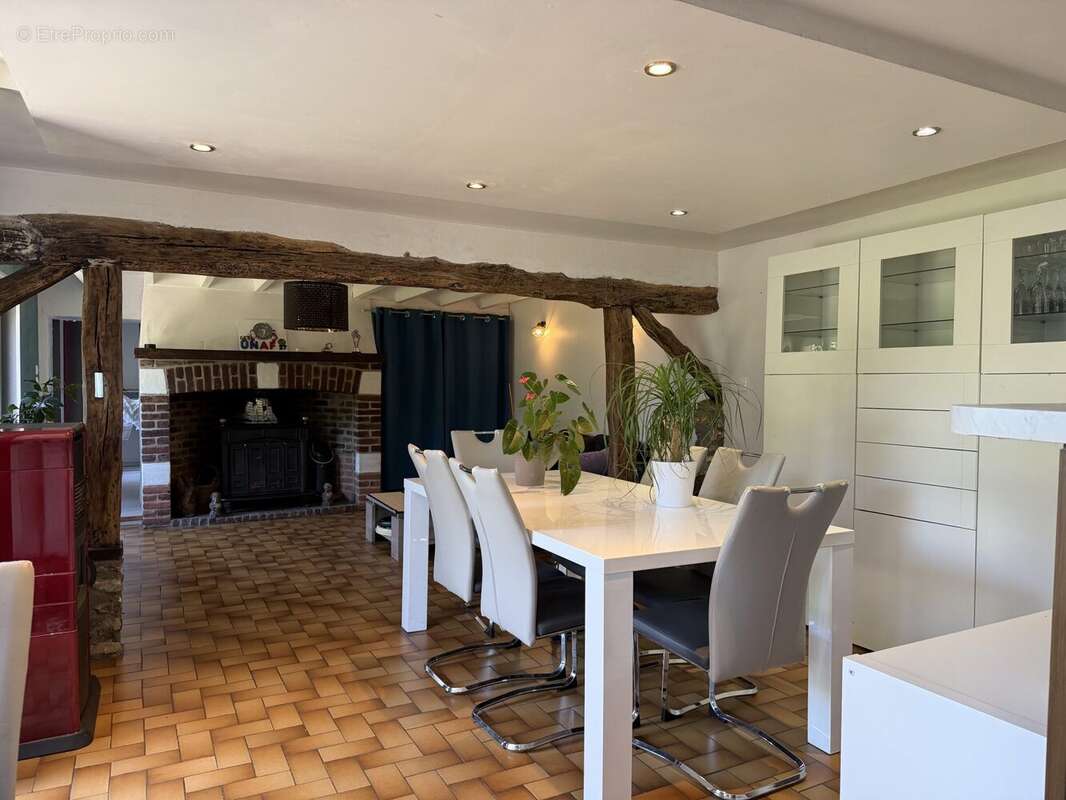 Maison à BERNAY