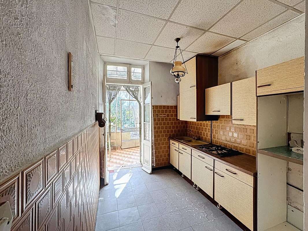 Appartement à MARSEILLE-9E