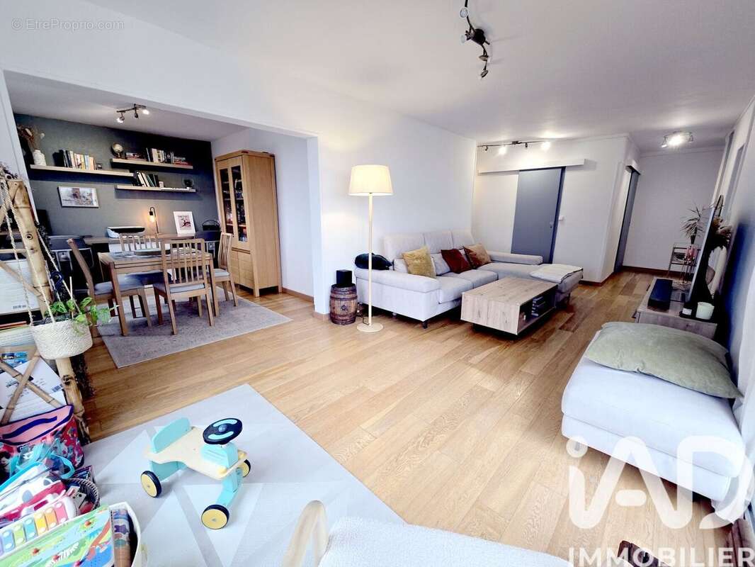 Appartement 76 m² à Orleans  - photo 2