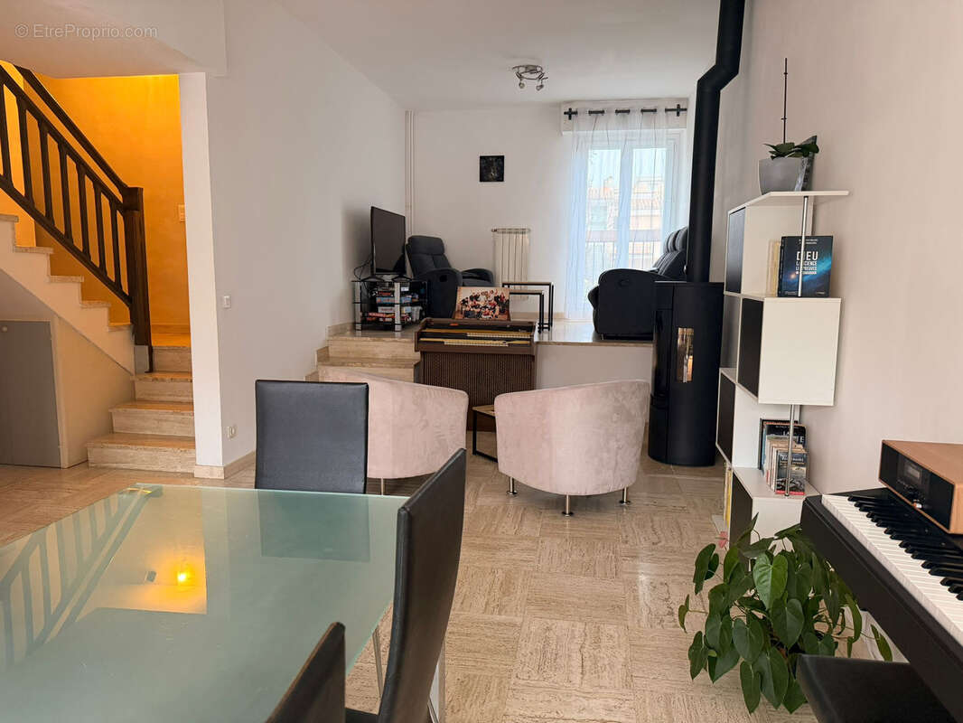 Villa F5 avec garage Hauts de Massane Montpellier - photo 8