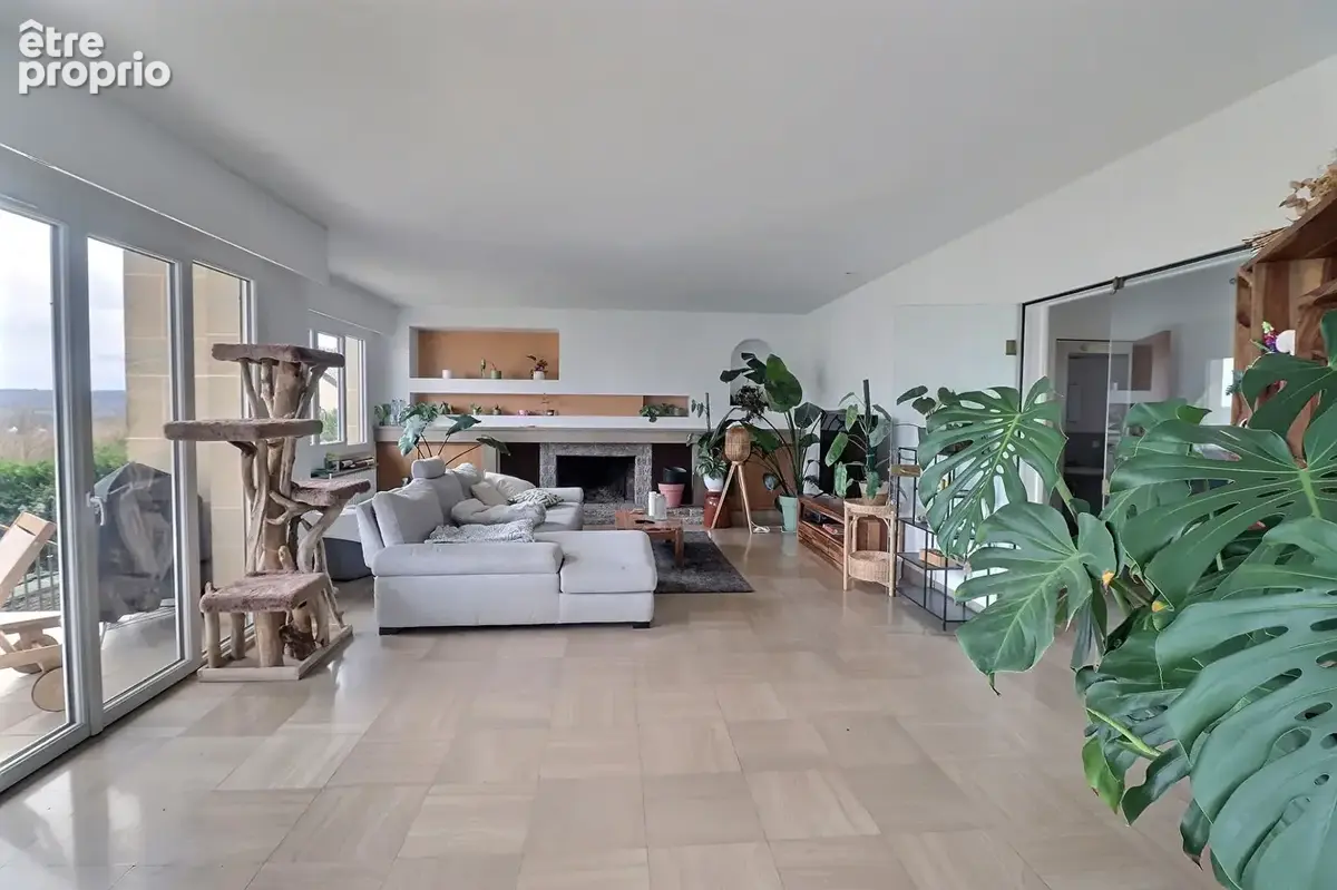 MAREIL MARLY - MAISON 352m² - vendue occupée avec bail en cours. - photo 3