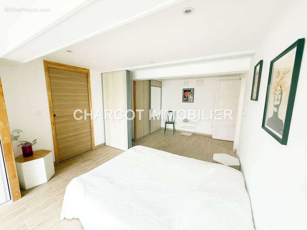 Maison à SAINTE-FOY-LES-LYON