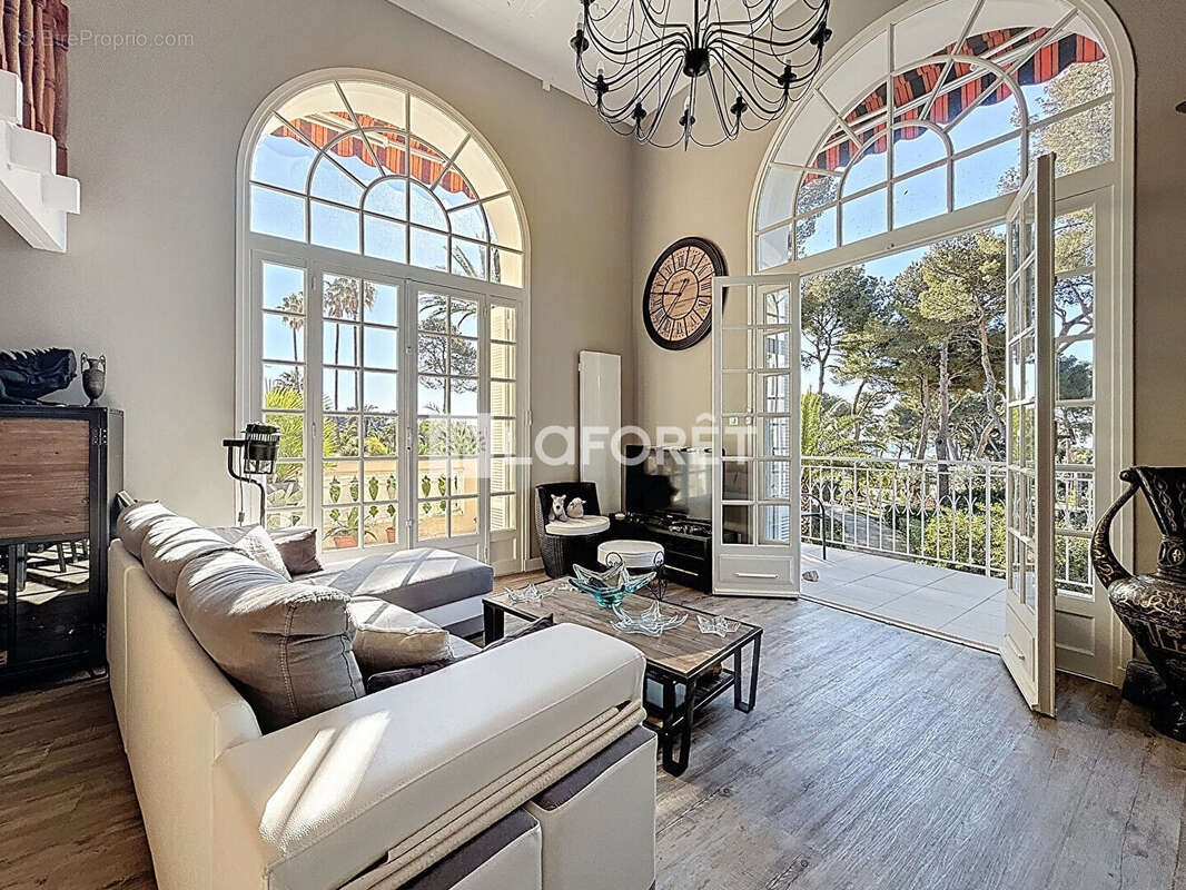 Appartement à HYERES