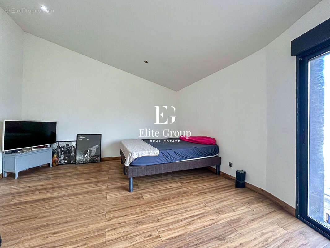 Maison à TONNAY-CHARENTE