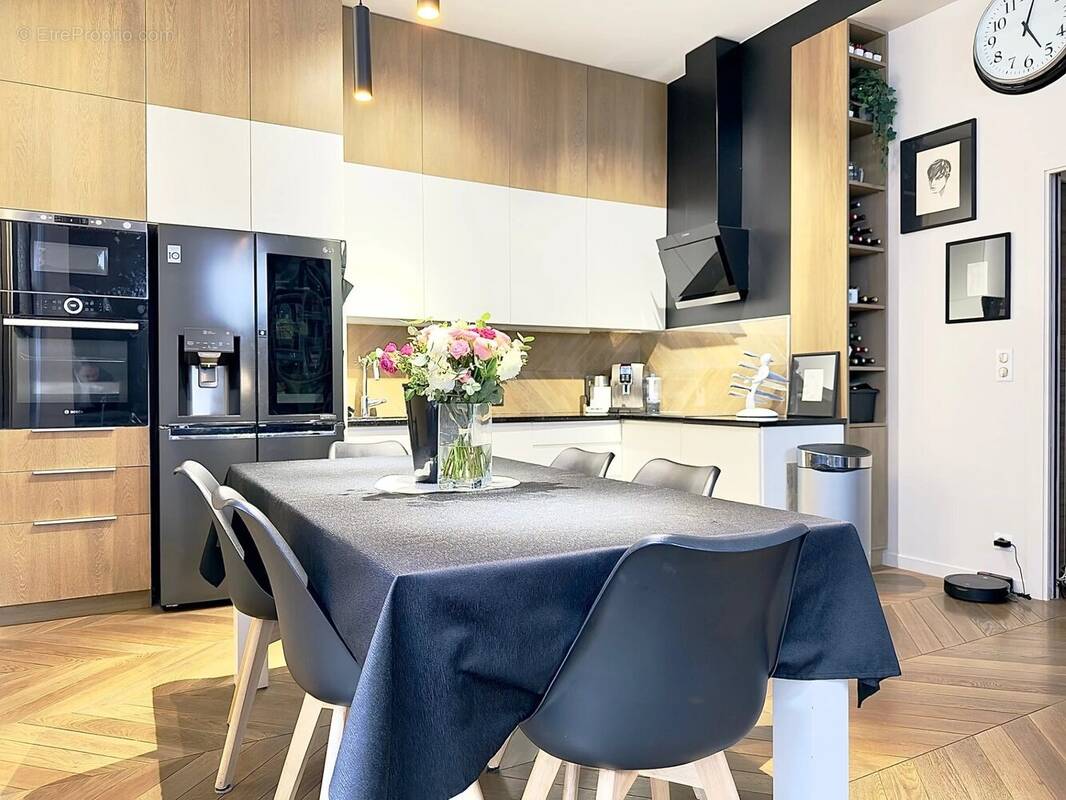 Appartement à LE RAINCY