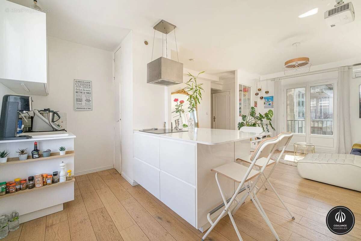 Appartement à MARSEILLE-8E