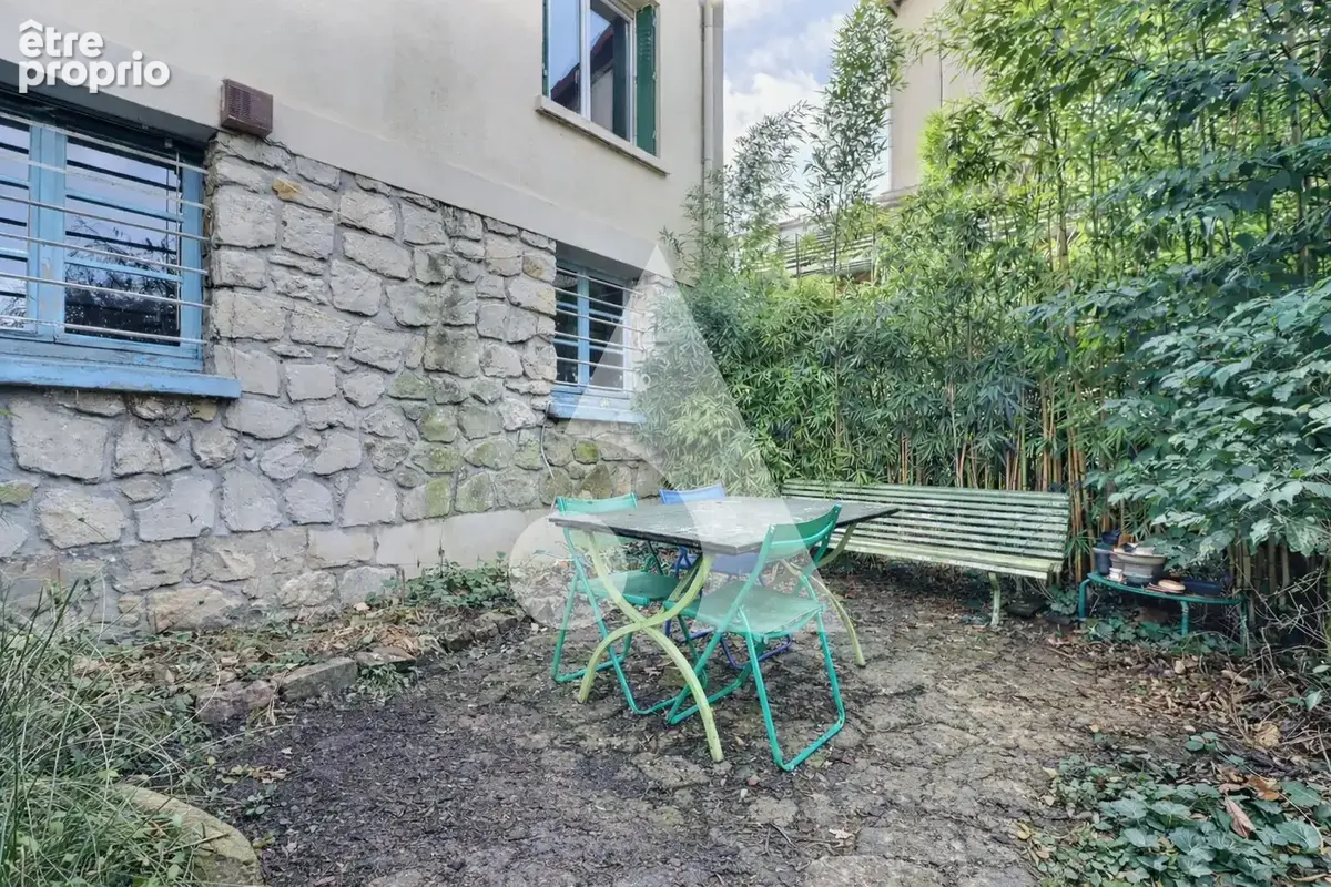 Maison à LES LILAS