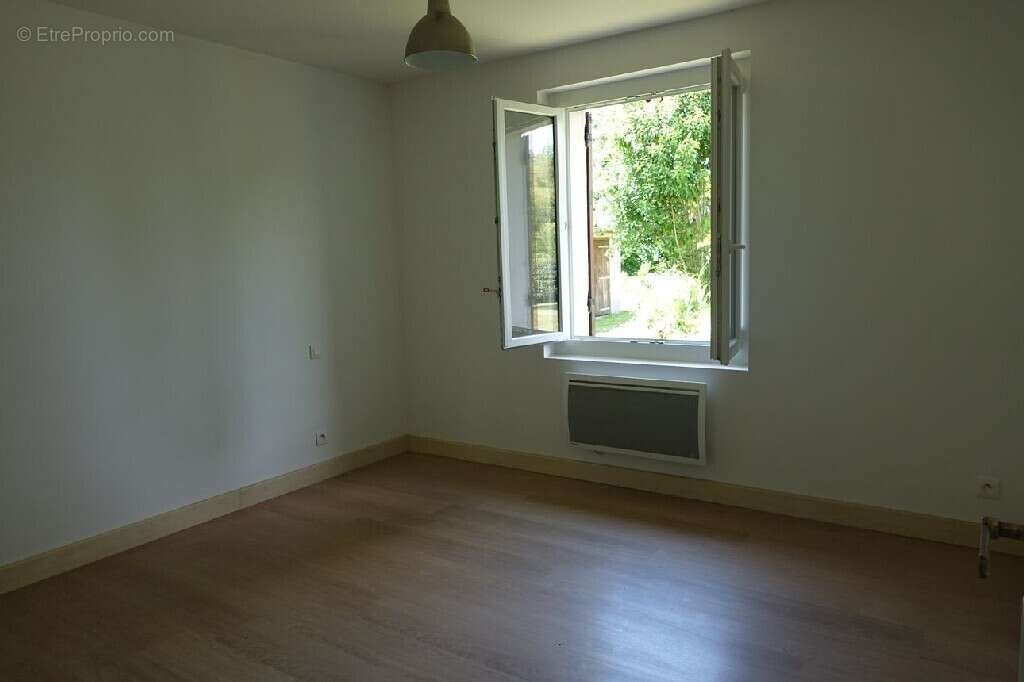 Maison à FOURQUES-SUR-GARONNE