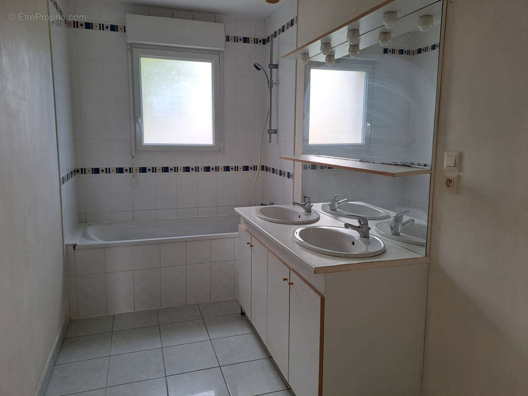 Maison à LE FRESNE-SUR-LOIRE