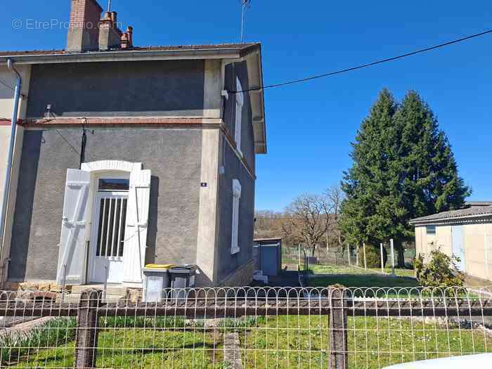 Maison à MONTCEAU-LES-MINES