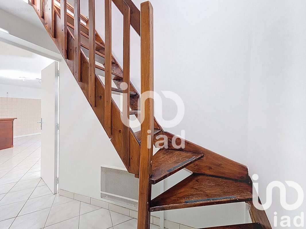 Photo 9 - Maison à NEUFMOUTIERS-EN-BRIE