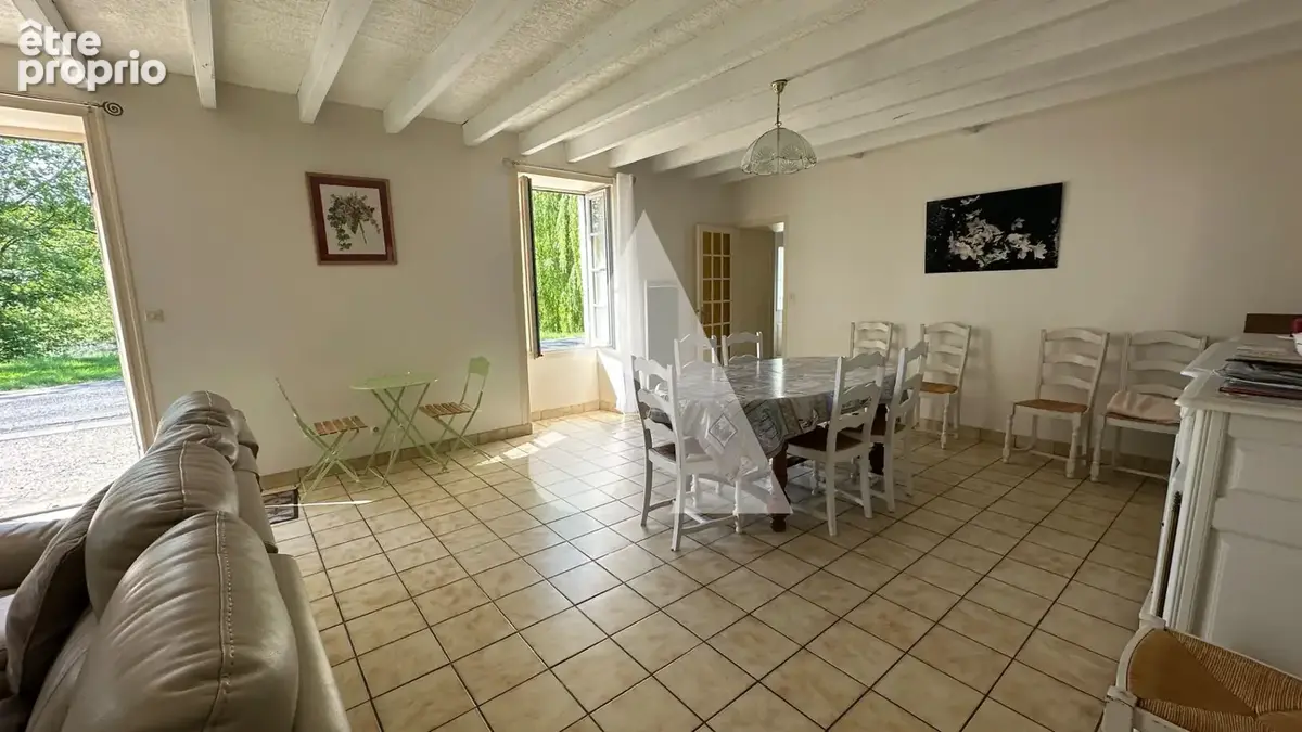 Maison à LE MAZEAU