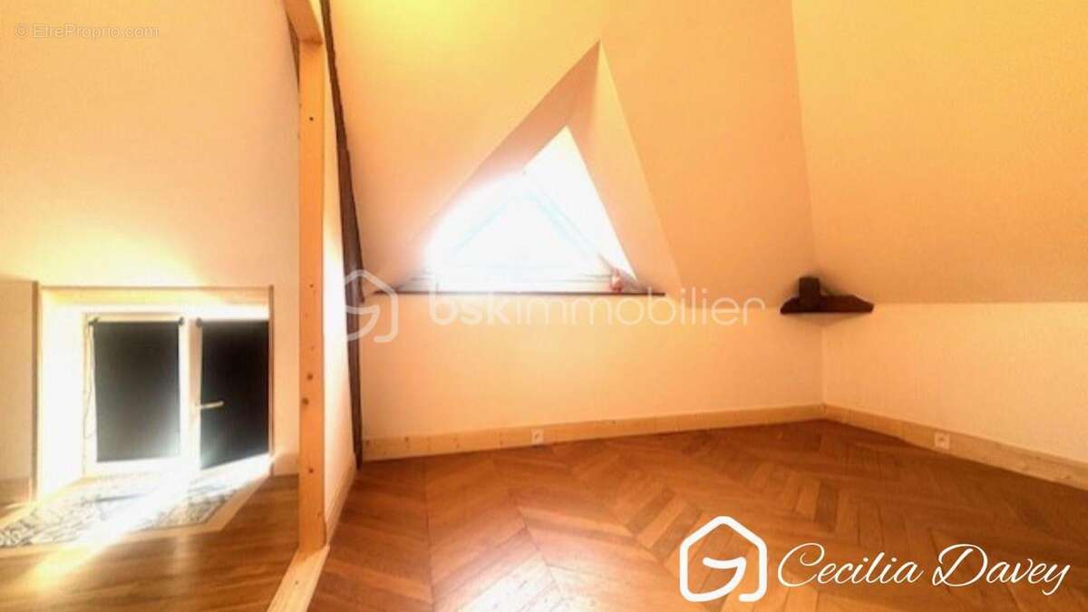 *** Nouveauté en Exclusivité: Elégante Maison bourgeoise du XIXème siècle alliant le charme de l'ancien et le confort moderne da - photo 10