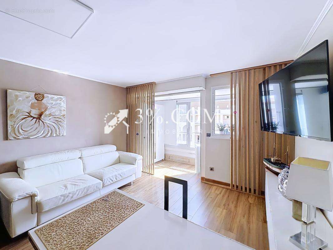 GRUISSAN RIVE DROITE   Appartement entièrement rénové, 29.2 - photo 3