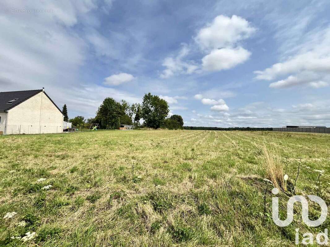 Photo 2 - Terrain à LIBERMONT