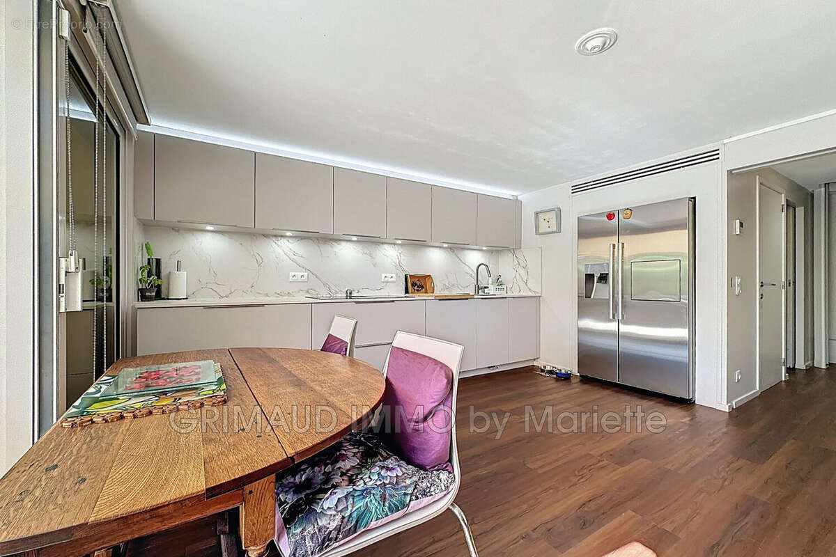 Appartement à COGOLIN