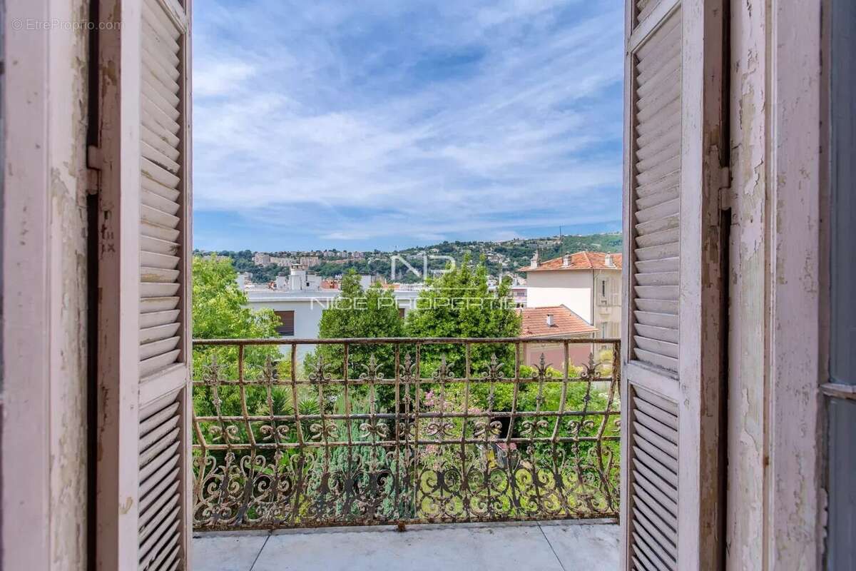 Appartement à NICE