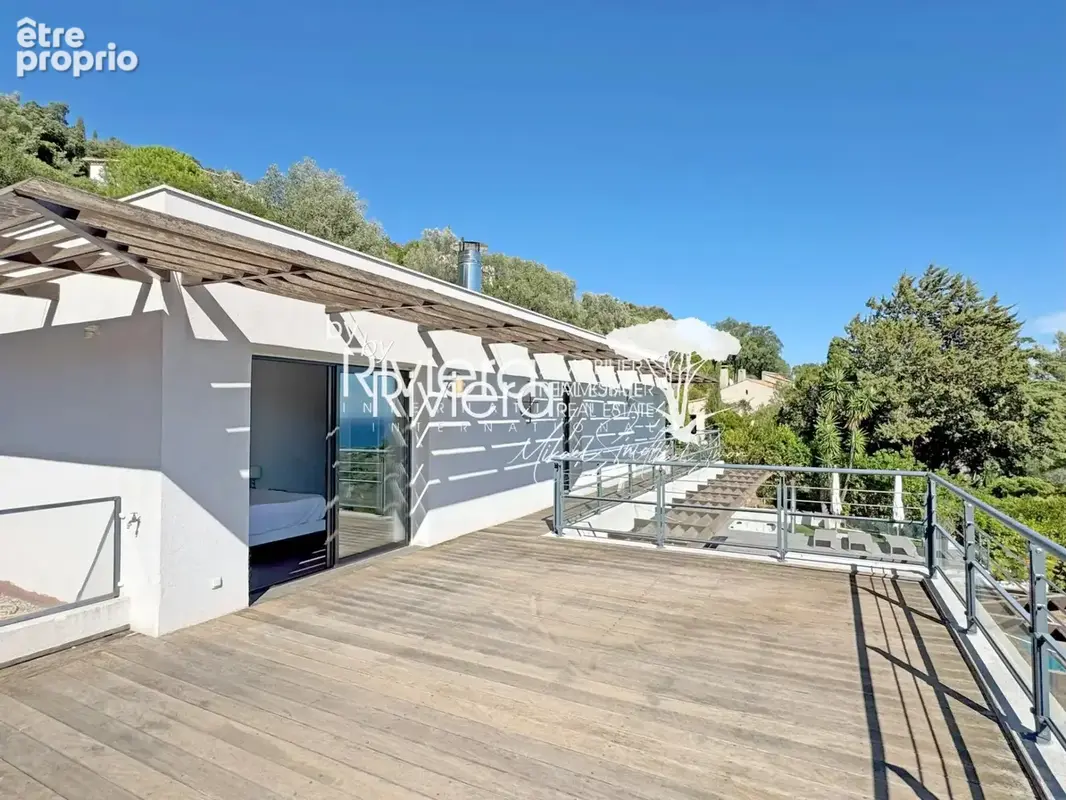 Propriété Contemporaine - Vue Mer imprenable avec piscine à - photo 26