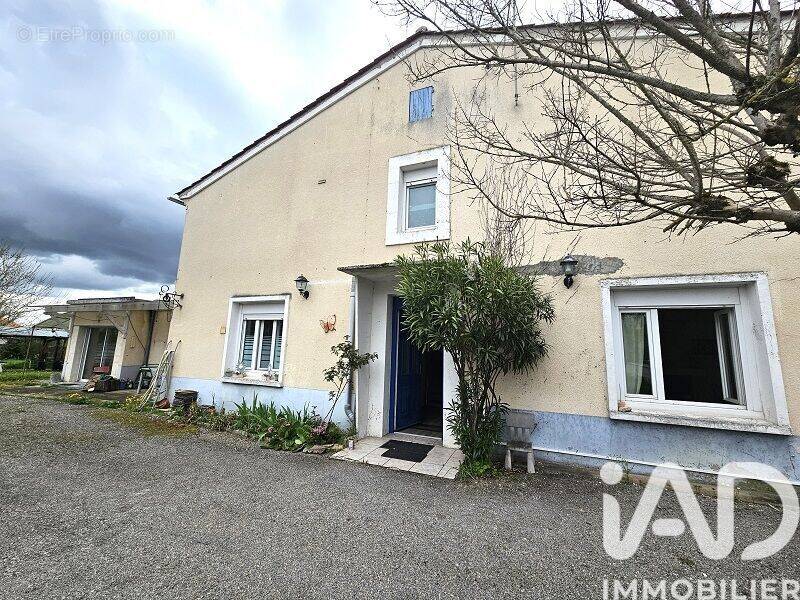 Photo 1 - Maison à COUTRAS