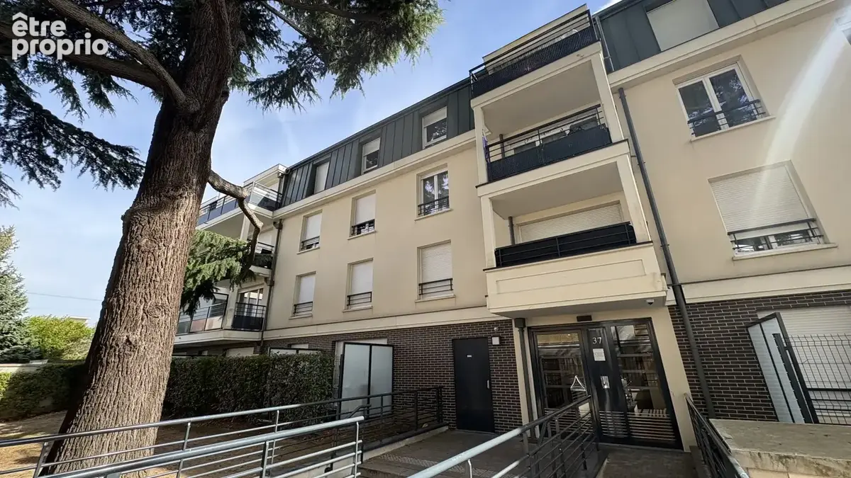Appartement à TREMBLAY-EN-FRANCE