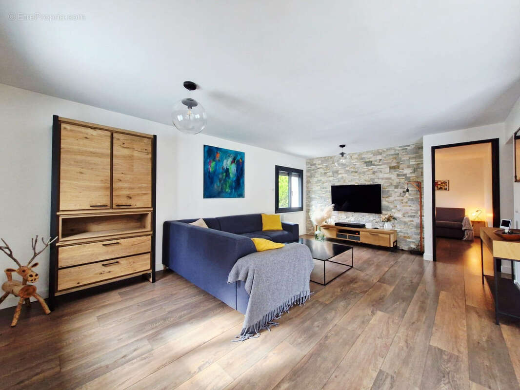 Maison à SUSSARGUES