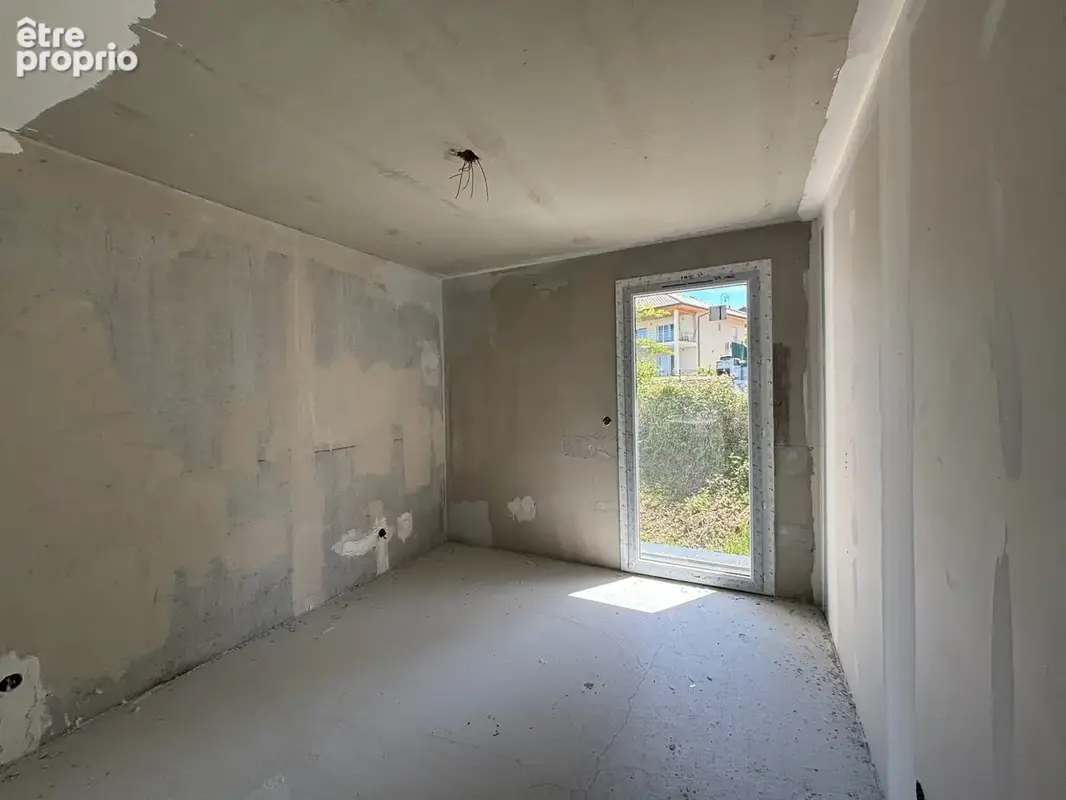 Appartement 5 pièces 120 m² à vendre à Neuvecelle (74500) - photo 9
