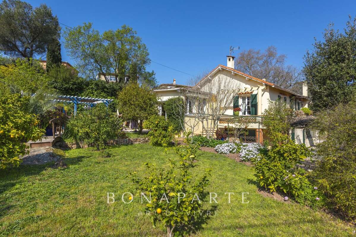 Saint-raphael - villa t4 traditionnelle - photo 9