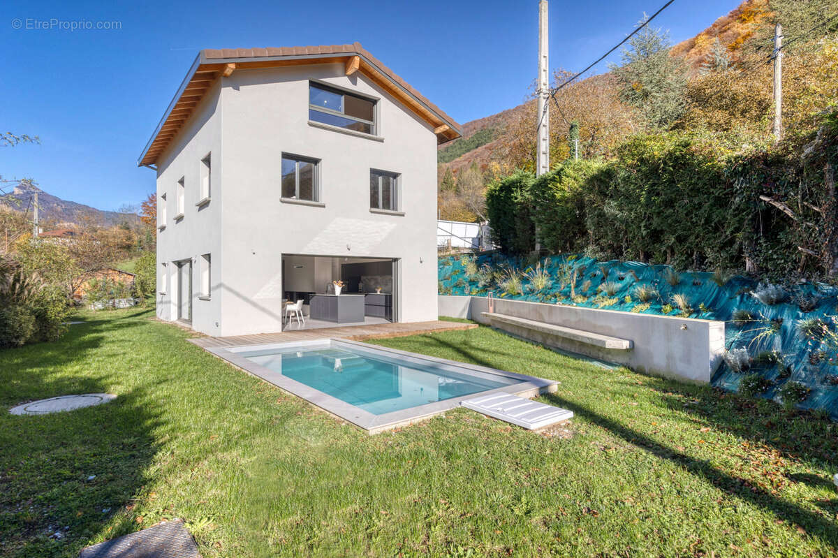 Maison à SAINT-MARTIN-LE-VINOUX