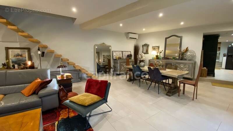 Dpt Gard (30), à vendre Propriété comprenant Mas d'habitation, activités gîtes - photo 5