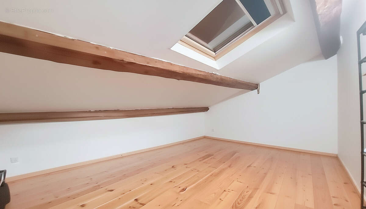 Appartement à HEYRIEUX