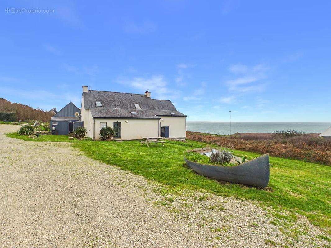 Maison à PLOGOFF