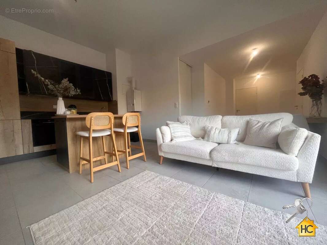 Appartement à LE CANNET