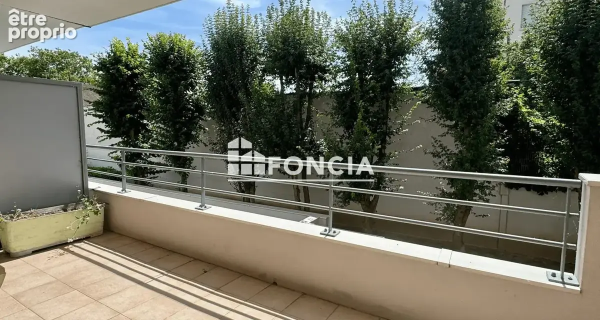 Appartement 4 pièces avec BOX DOUBLE proche gare SANS TRAVAUX - photo 4