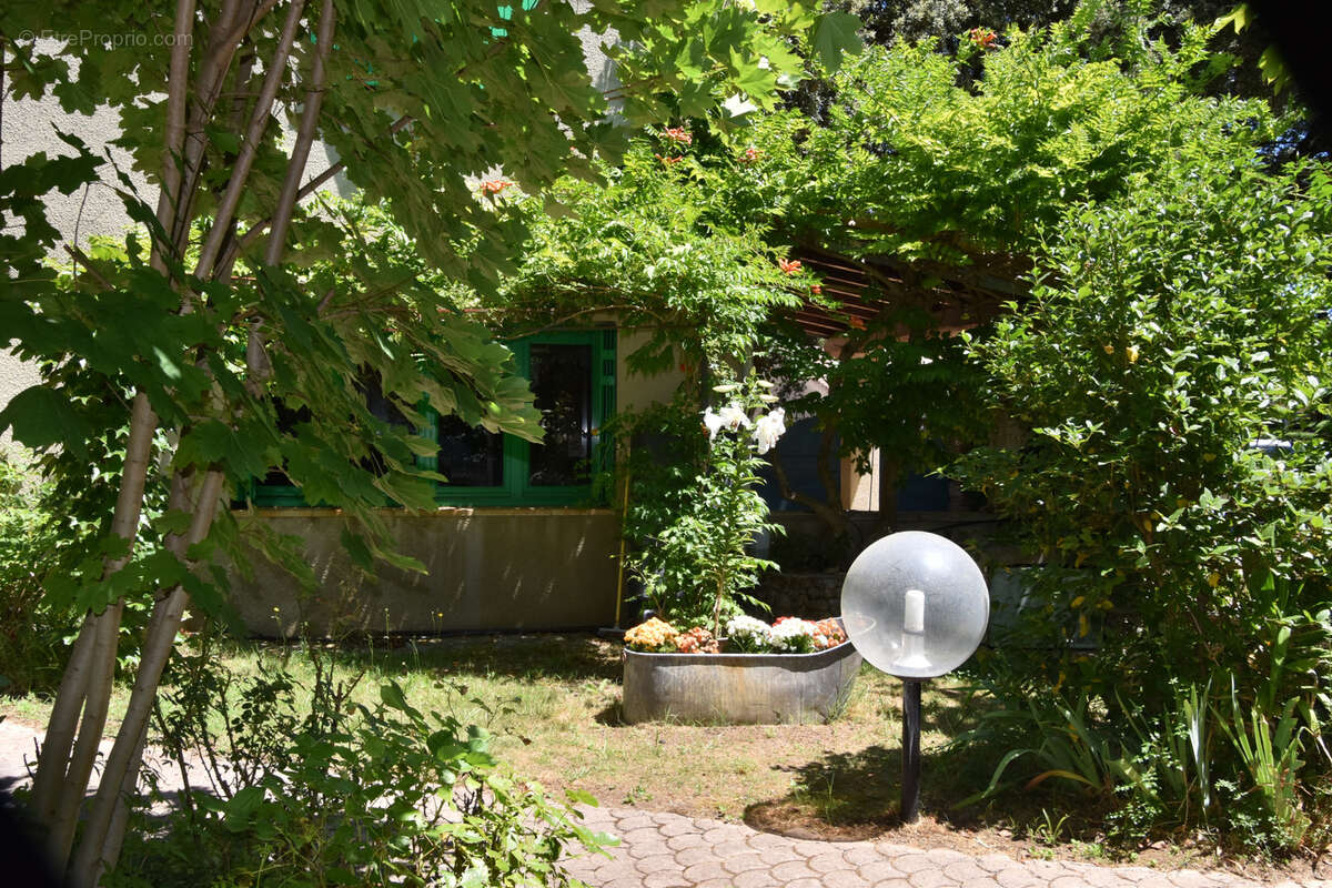 Villa sur les hauteurs d'Anduze avec piscine et appartement indépendant - photo 10