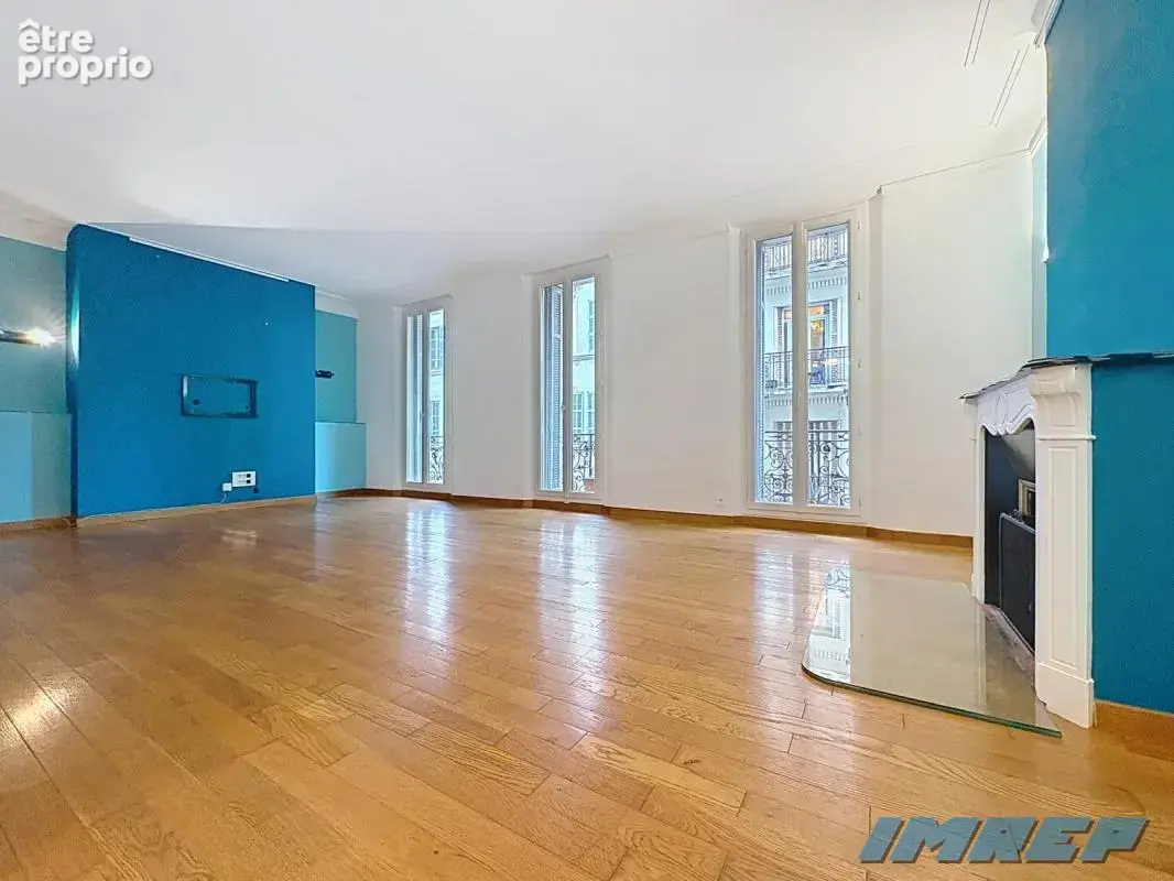 Appartement 4 pièces 157 m² à vendre à Marseille-5e (13005) - photo 3