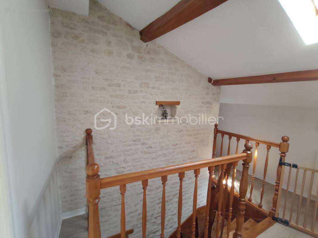 Maison charentaise avec gite et dépendances - photo 27