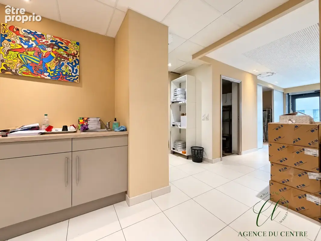 Nice   pasteur : local commercial- 265 m2 - 6 parkings - photo 3