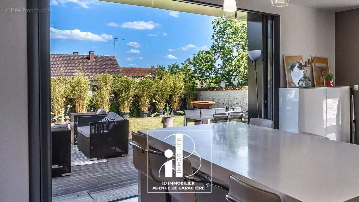 Maison à MORET-SUR-LOING