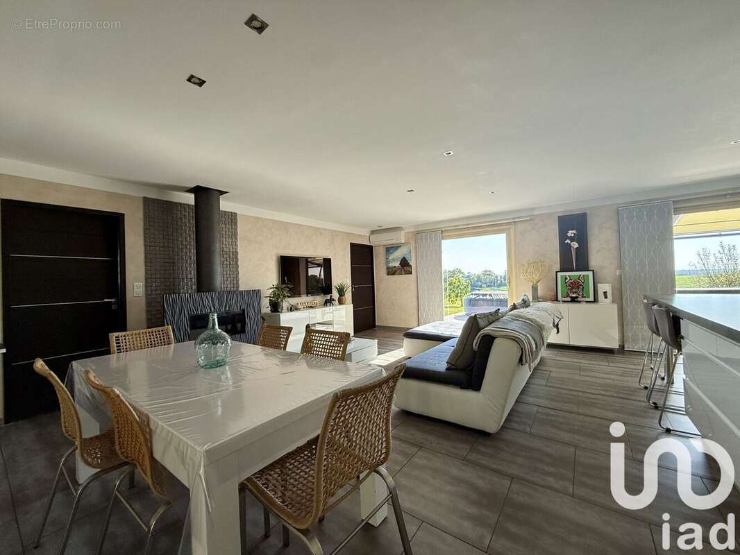 Photo 3 - Maison à TREVIEN