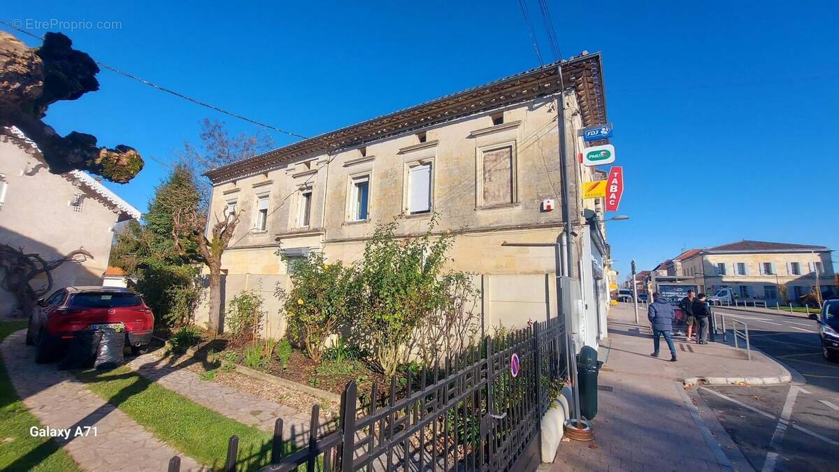 Photo 1 - Appartement à SAINT-DENIS-DE-PILE