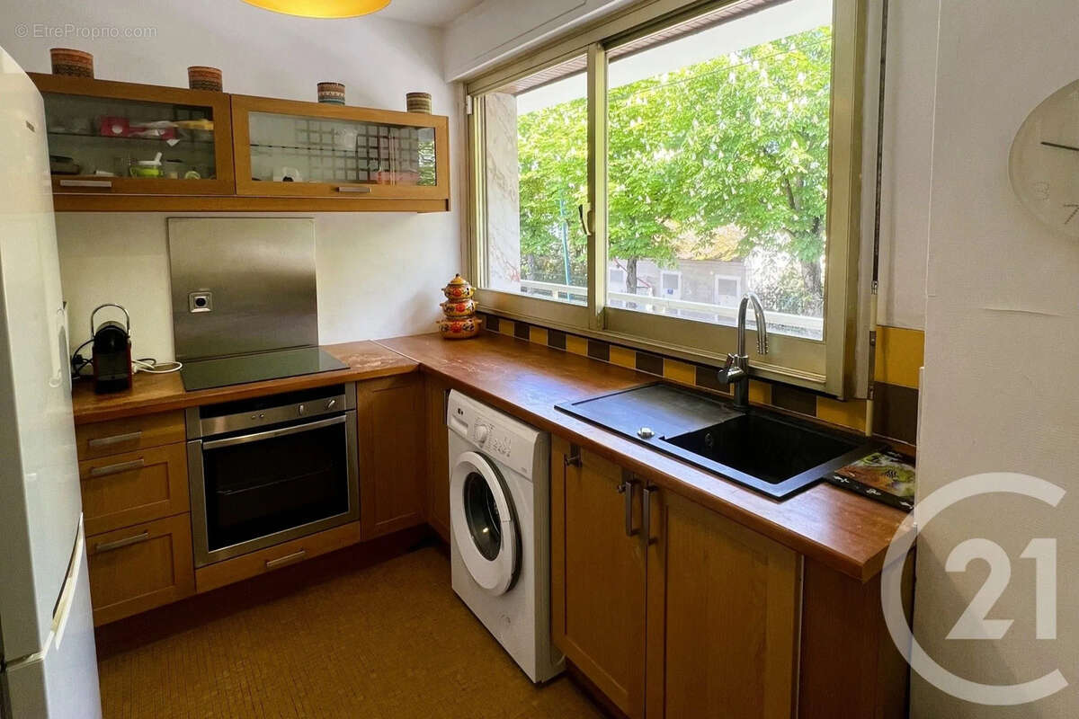 Appartement à SAINT-MAUR-DES-FOSSES