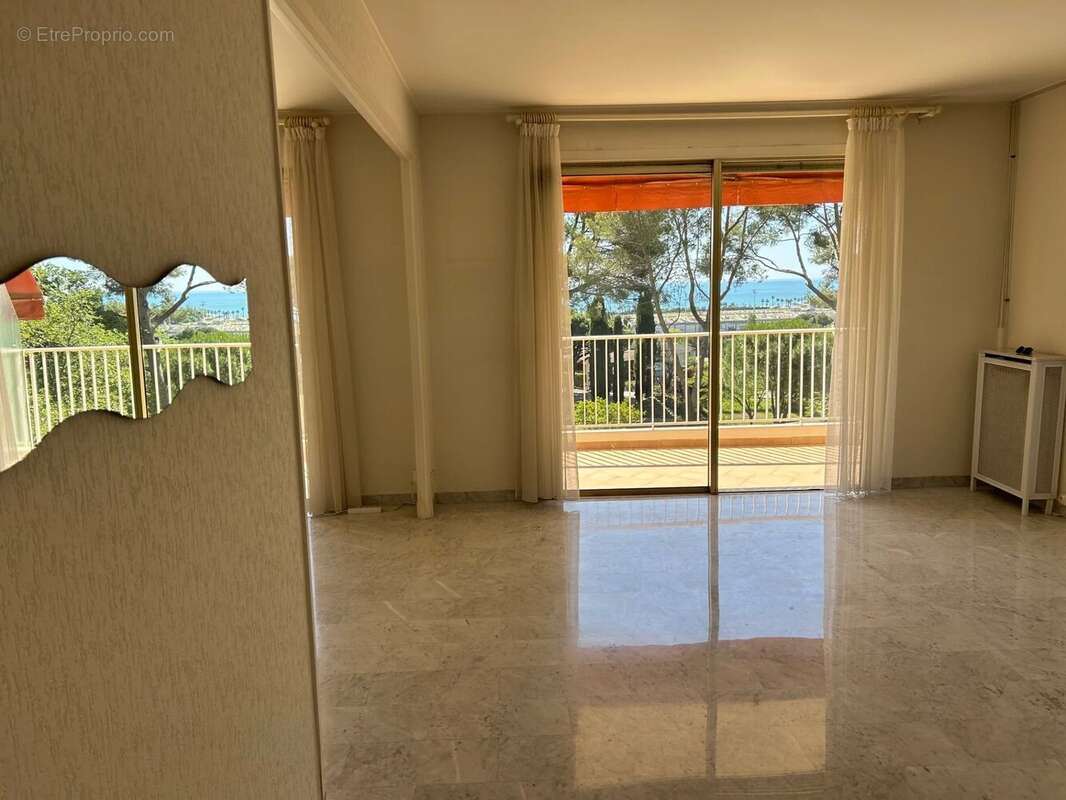 Appartement à CAGNES-SUR-MER