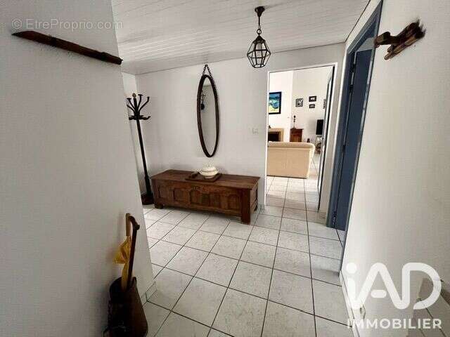 Maison 121 m² à Challans  - photo 3