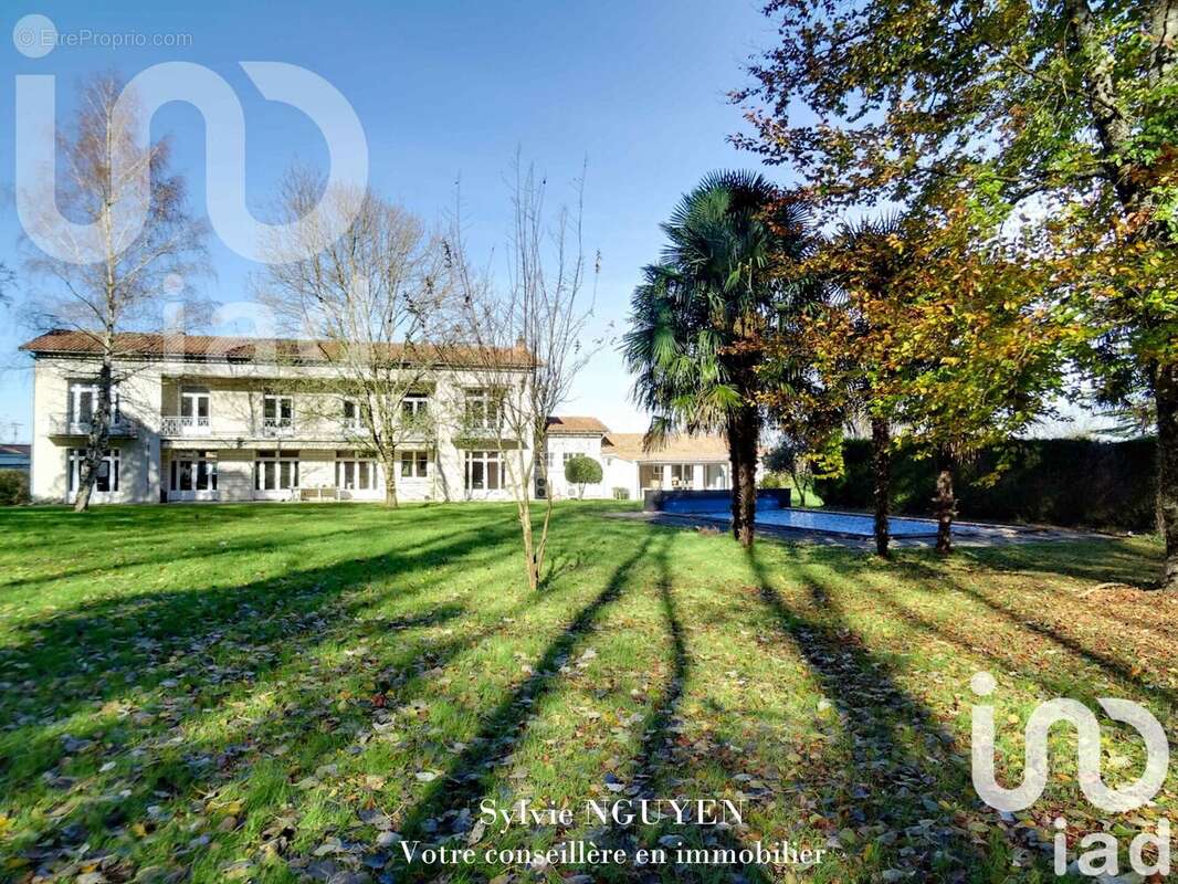 Photo 3 - Maison à LA COURONNE