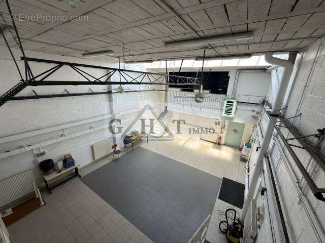 Entrepot 360m² a vendre bondoufle - photo 4